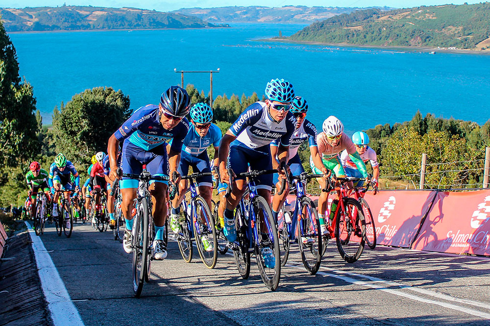 Culminó vuelta ciclista de Chiloé con Óscar Sevilla como campeón y  empresas socias de Salmonchile como protagonista