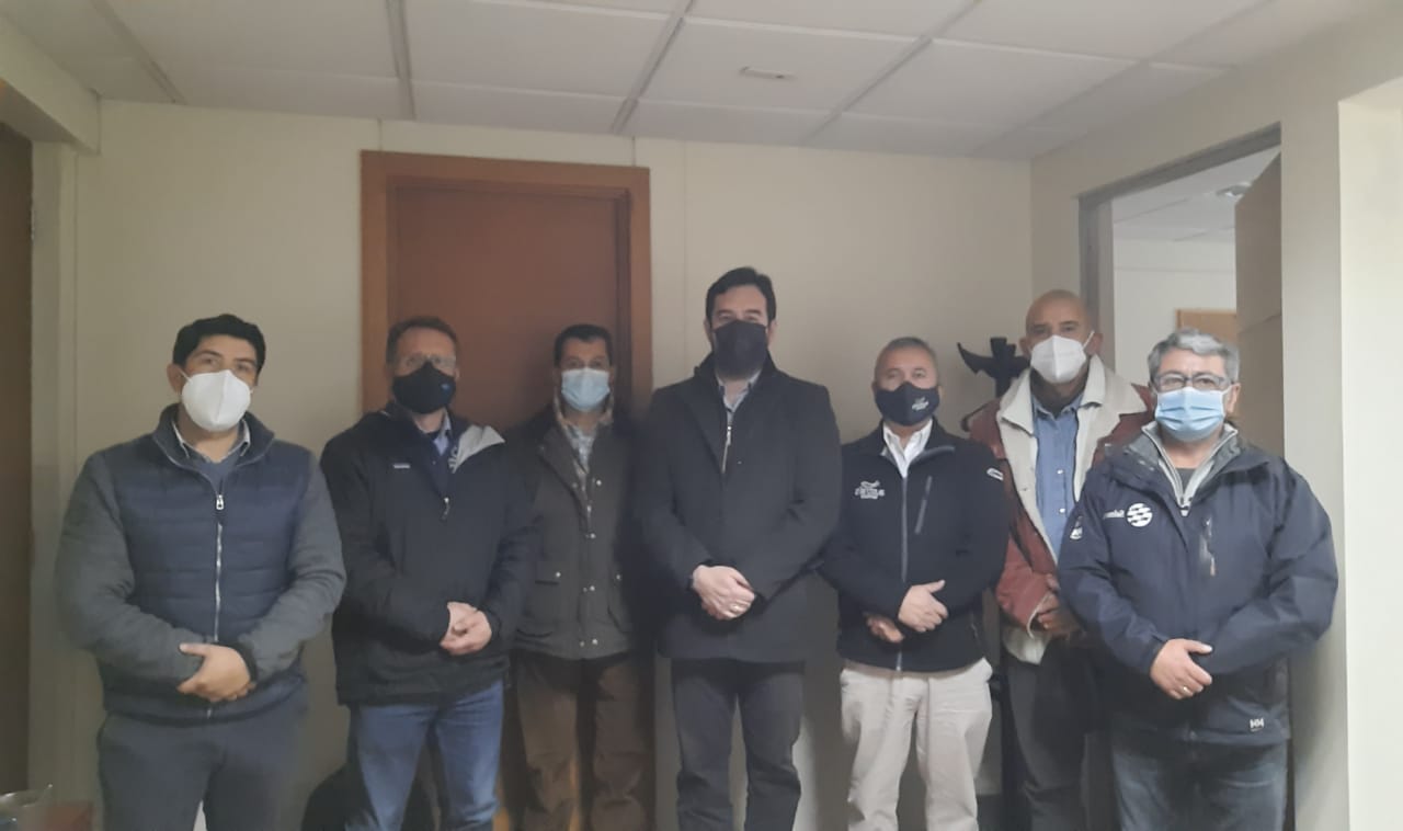 SalmonChile se reúne con  gobernador electo de La Araucanía y se pone a disposición para trabajar en conjunto