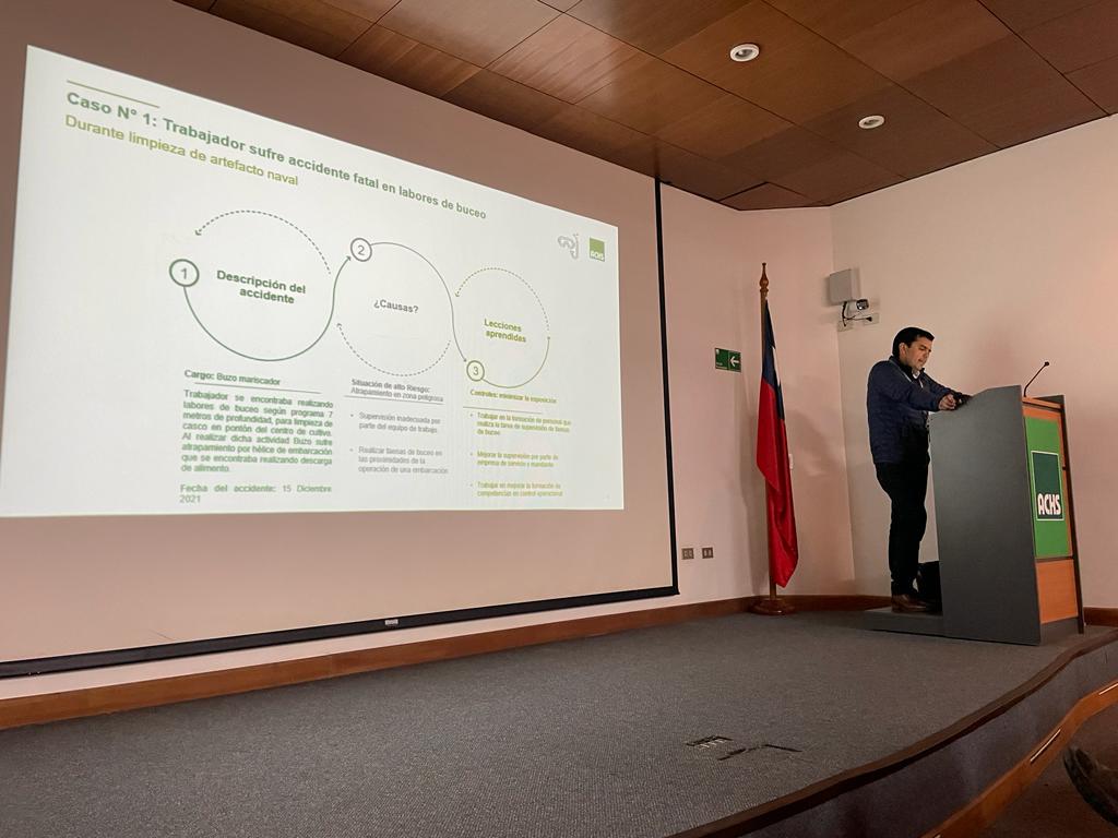 ACHS y SalmonChile realizan taller para prevención de riesgos en la industria salmonera