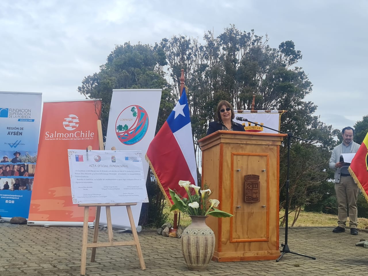 Corporación de Desarrollo del Litoral de Aysén, Municipalidad de Guaitecas y equipo de SalmonChile inauguran sala de proceso comunitaria en Melinka