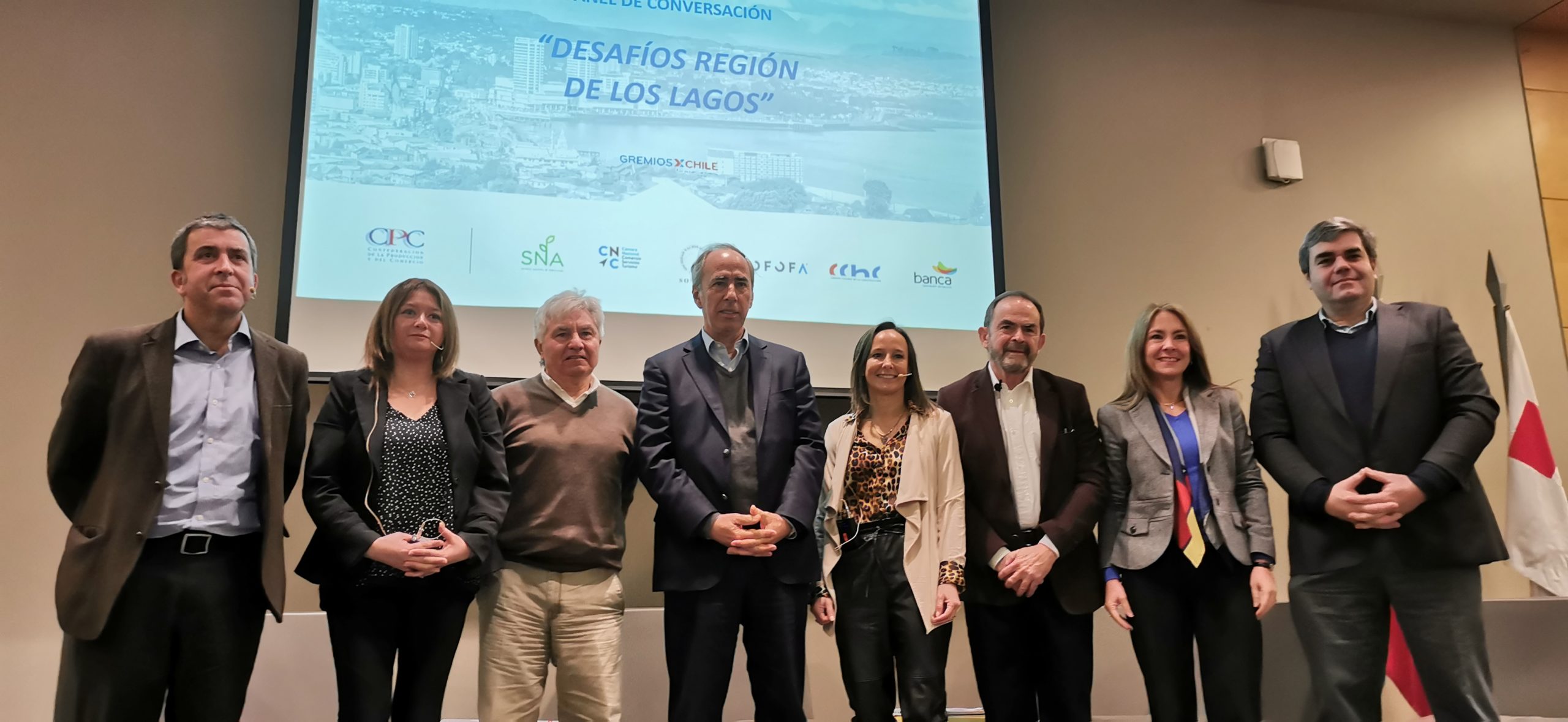 SalmonChile participó en segundo encuentro de “Gremios por Chile” en Puerto Montt