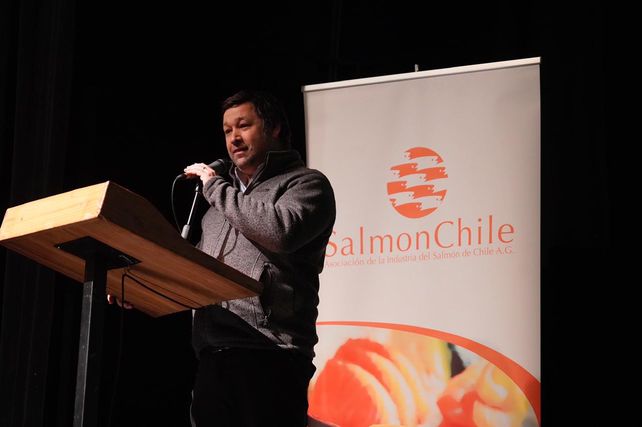 SalmonChile junto a Municipalidad de Castro lanzan documental sobre reconstrucción de Población Camilo Henríquez tras incendio de 2021