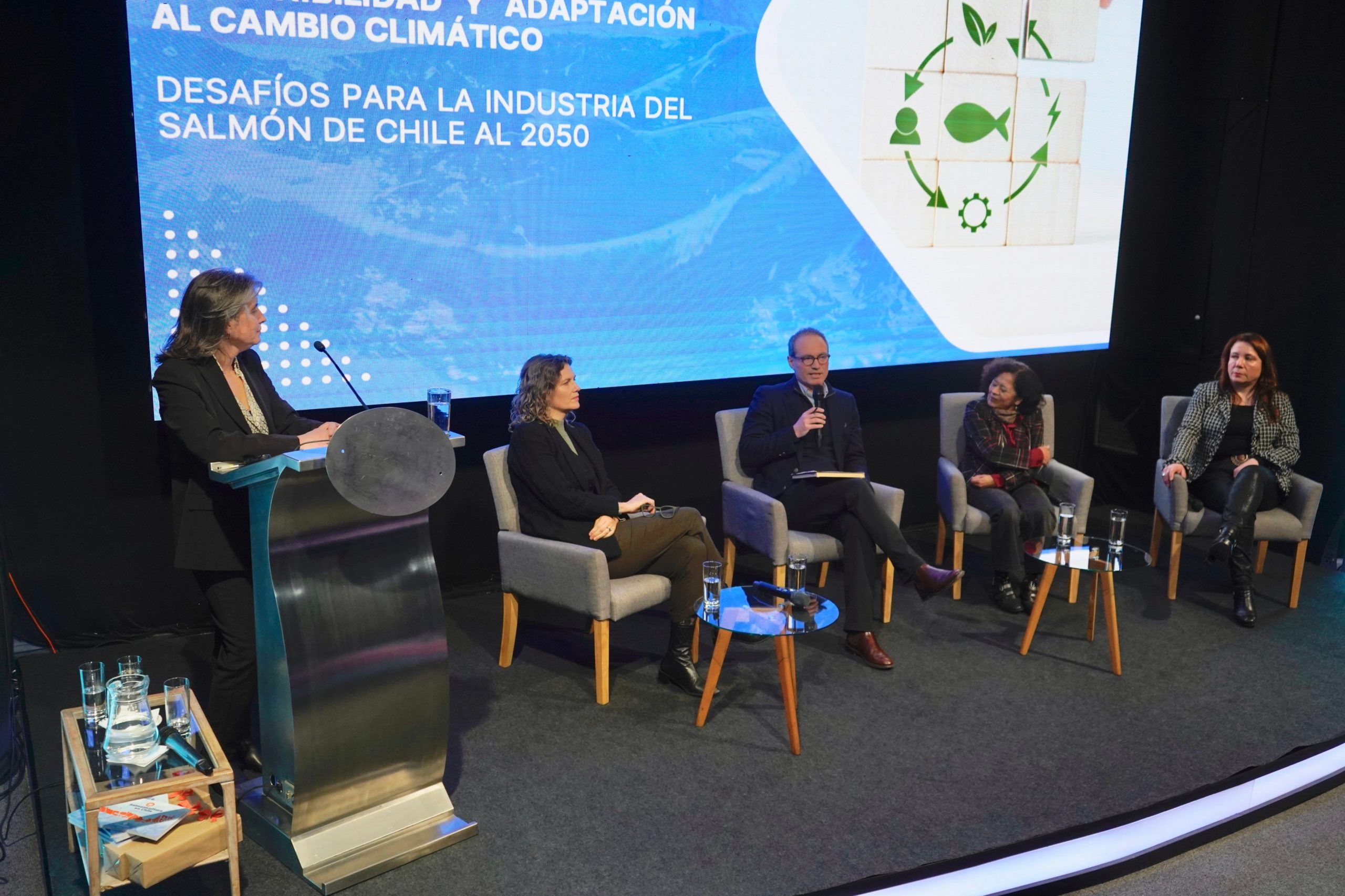 CORFO destaca la importancia de la salmonicultura para el desarrollo y crecimiento económico de Chile
