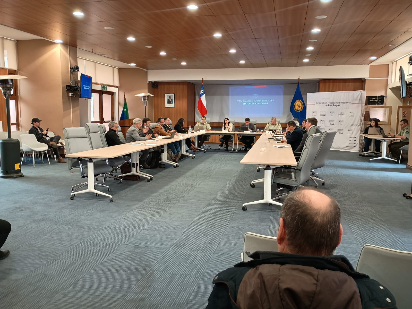 SalmonChile participa en coordinación con autoridades  para aumentar seguridad en sectores productivos