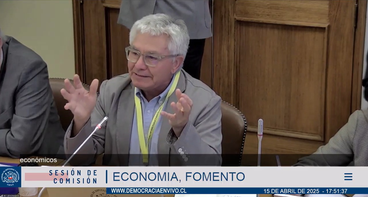 SalmonChile propone trabajo público-privado para negociación de aranceles impuestos por Estados Unidos